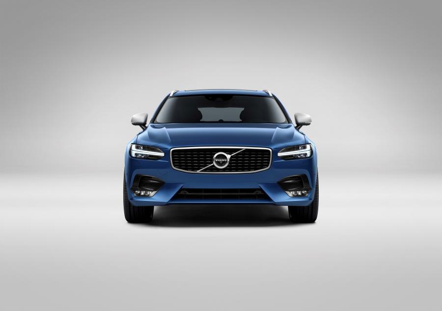  Volvo V90 T6 R-Design 2016 года  (фото 1 из 20)
